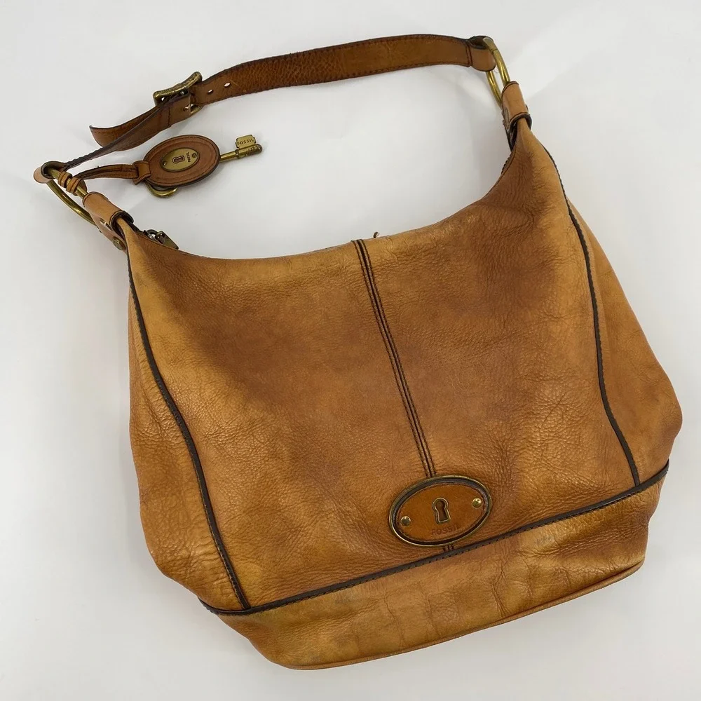 Fossil Hobo Bag Women Large Tan Leather Vintage Key Charm